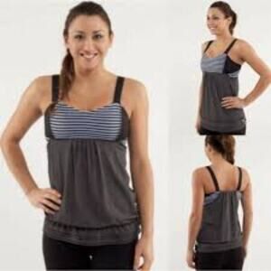 LULULEMON CLASSIC STRIPE POLAR HAZE TANK SIZE 6